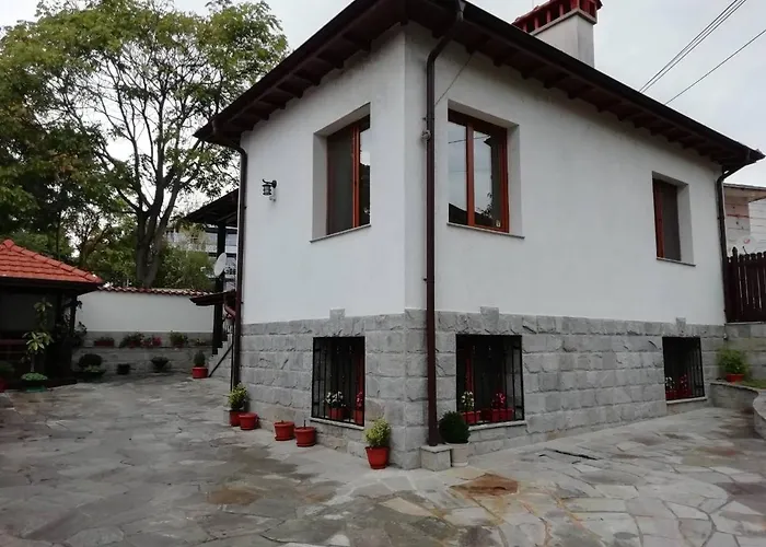 ヴィラ къща в центъра на стрелча, джакузи с минерална вода ストレルチャ