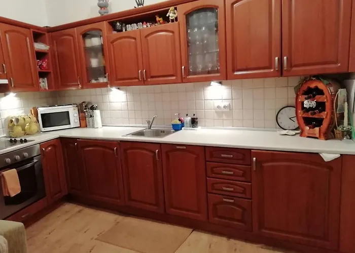 къща в центъра на стрелча, джакузи с минерална вода * ストレルチャ