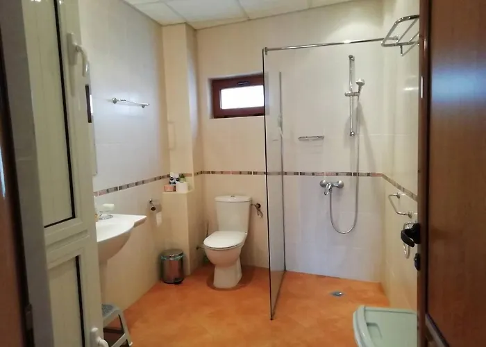 ヴィラ къща в центъра на стрелча, джакузи с минерална вода *